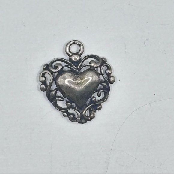 Jewelry - Elegant Sterling Silver Heart charm